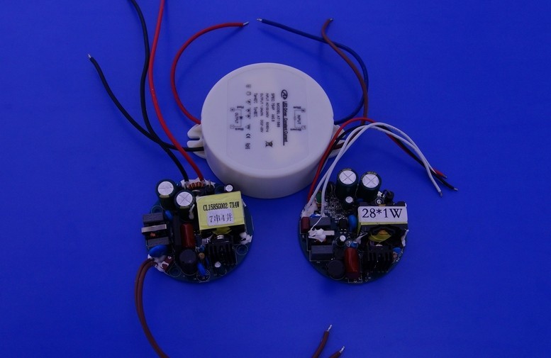 LED 650ma Nguồn cung cấp liên tục 24 V DC với chứng chỉ CE