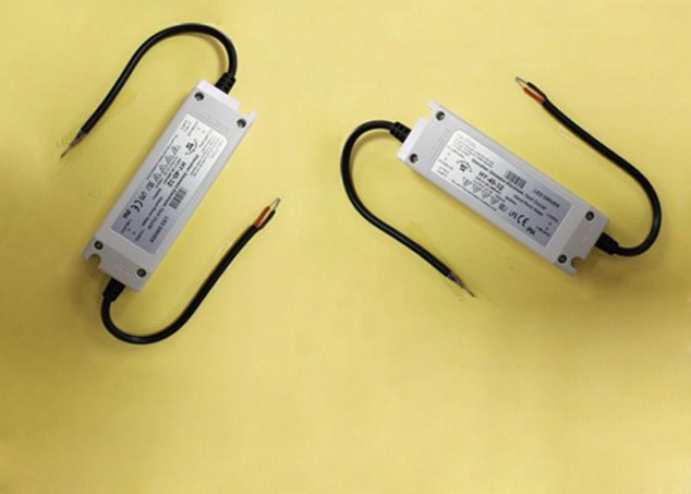 IP64 cao hiệu quả chiếu sáng LED cung cấp điện, điều khiển LED siêu mỏng với đầu vào AC