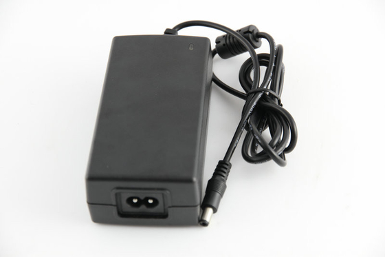 Ổn định 48W Quy định Switching AC DC Power Adapter 12V DC 50Hz Với EMI lọc