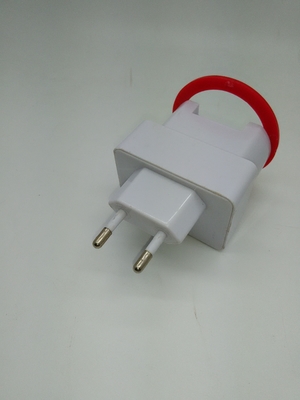 Cắm EU 2000mA Travel xách tay Charger phổ Ví IPhone 4g / 4s