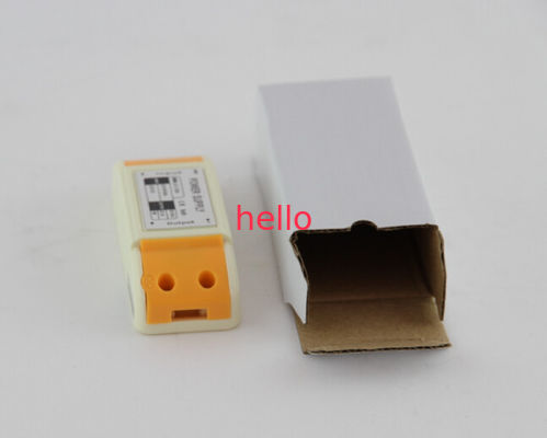 ứng dụng rộng rãi 1A MINI 80 * 32 * 22mm trường hợp nhựa 12V DC LED Nguồn cung cấp