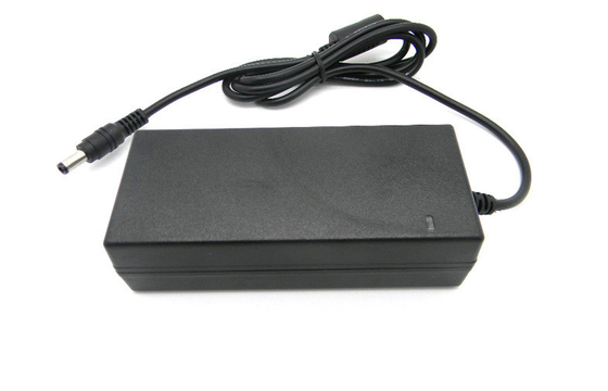 Hi-pot 12V 4A Desktop DC Power Supply FCC Part 15 Class B Với Security Camera