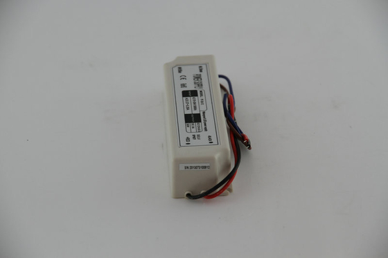300 VAC 3A 36W Điện áp liên tục chống thấm nước LED Driver Full Range Đối với Camera