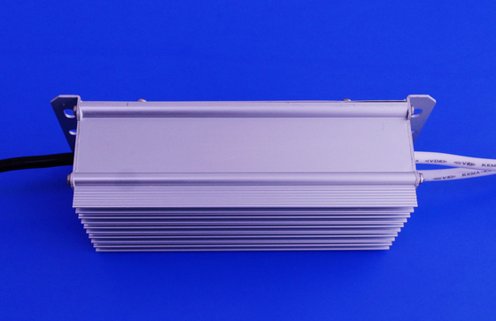 Nhôm Ip67 Led Street Light Power Cung cấp hiệu suất cao 100 watt