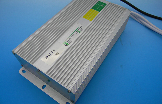 Hiệu quả cao LED điều khiển chống nước
