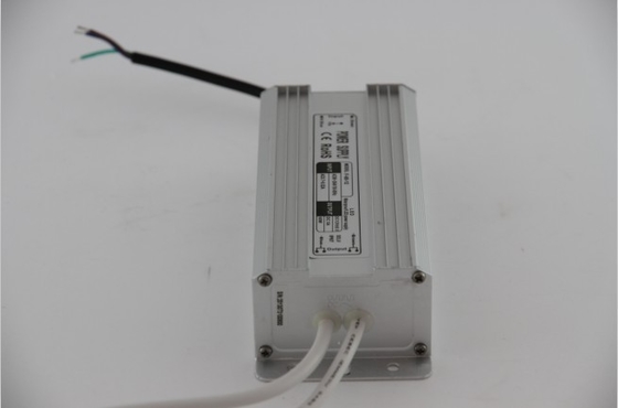 Di động 24 V DC 60W Waterproof LED Driver Power Supply platic hợp với EN55022 Class A