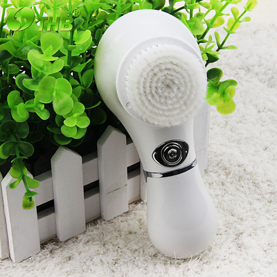 Xách tay Pin Powered mặt điện bàn chải / dụng cụ làm đẹp