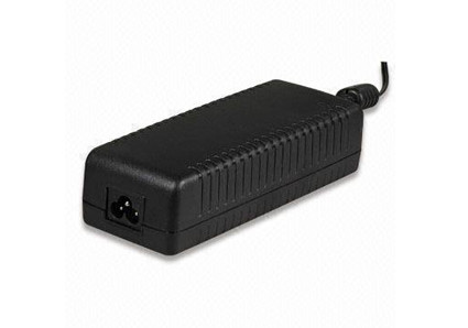 can thiệp thấp phổ AC / DC Power Adapter