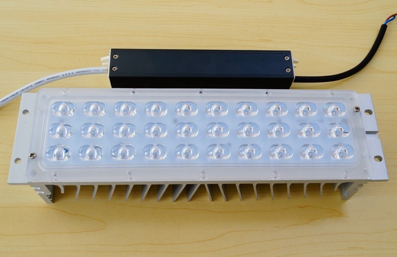 3 x 10w Bộ đèn LED mô-đun cải tiến Bộ phụ kiện với trình điều khiển Led hiện tại không đổi